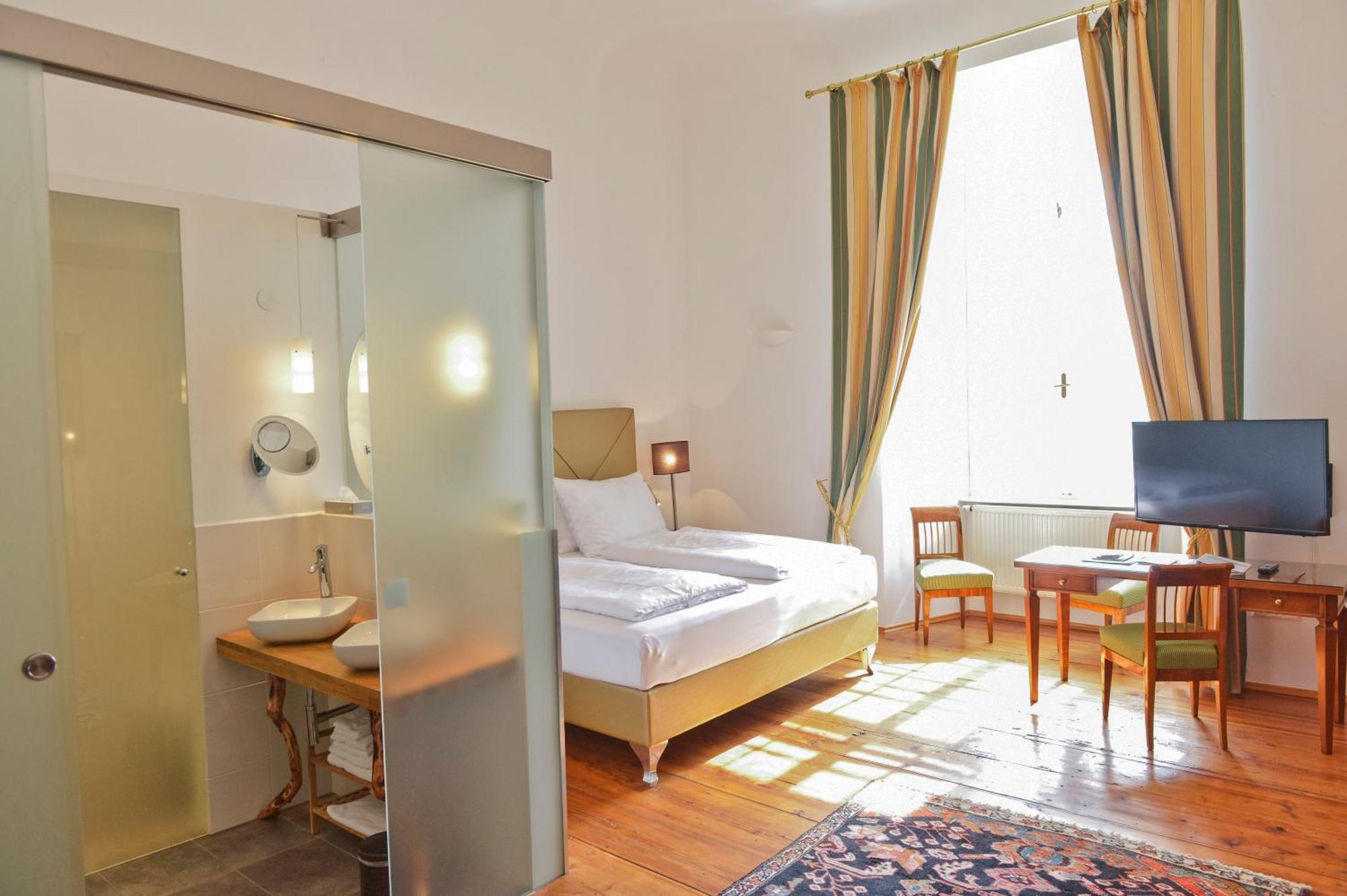 Schlosshotel Mailberg Ngoại thất bức ảnh