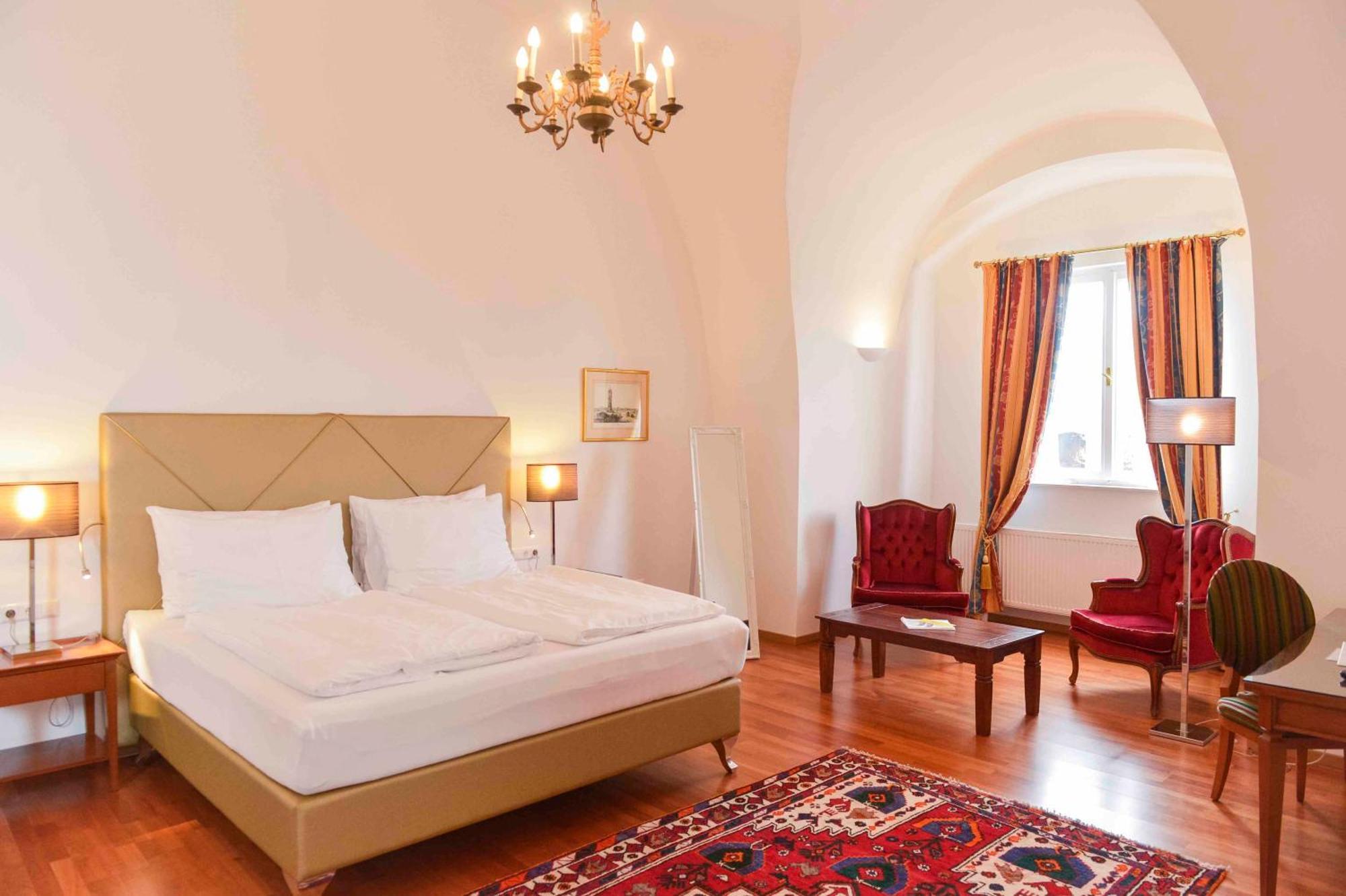 Schlosshotel Mailberg Ngoại thất bức ảnh