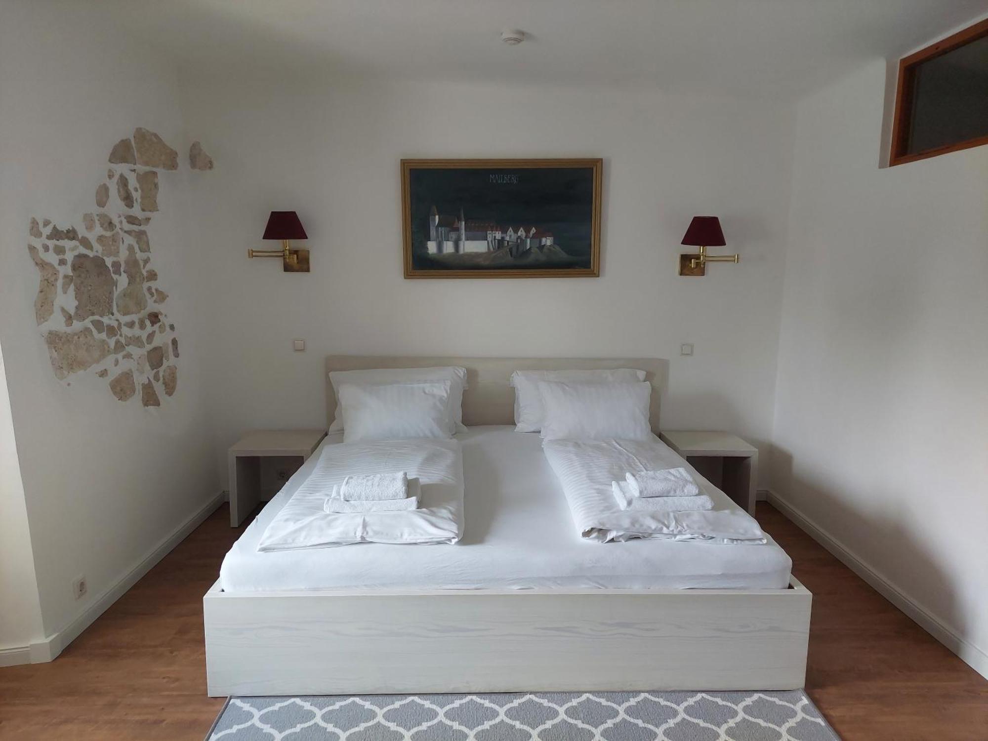 Schlosshotel Mailberg Ngoại thất bức ảnh
